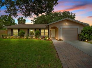 801 Senate Ct, Tampa, FL 33613