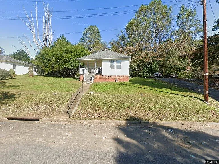 2 bed, 1100 sqft, $950 — Photo 1