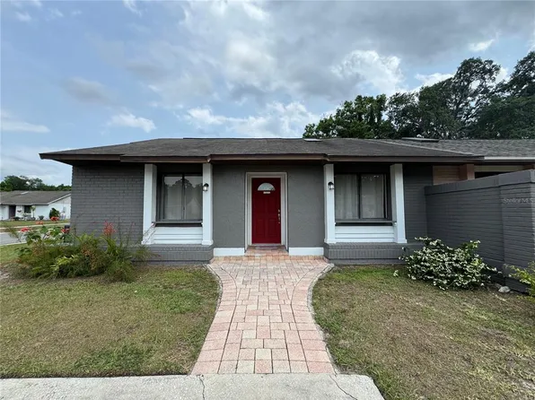 9918 Lancewood St, Orlando, FL 32817