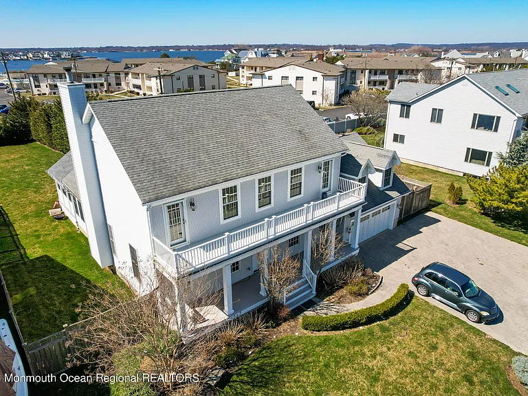 74 Seaview Ave — Photo 52