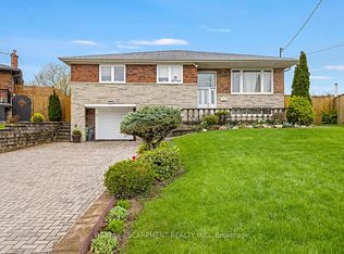 51 Mangrove Rd, Toronto, ON M6L2A4