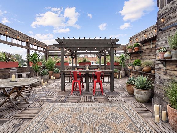 4th image of 18-10 Astoria Blvd #Penthouse 4b