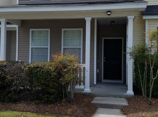 271 Brookshire Rd, Goose Creek, SC 29445