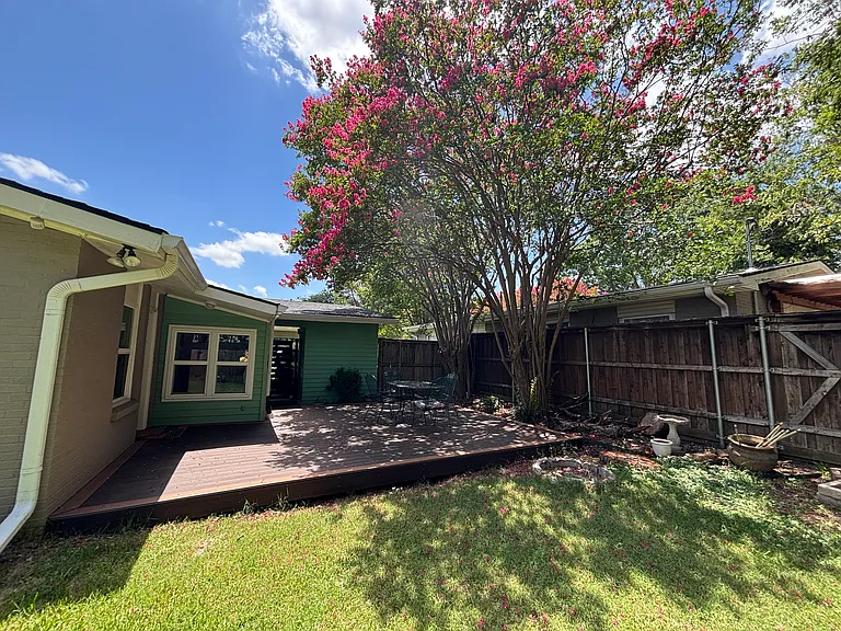 6727 Hialeah Dr — Photo 20