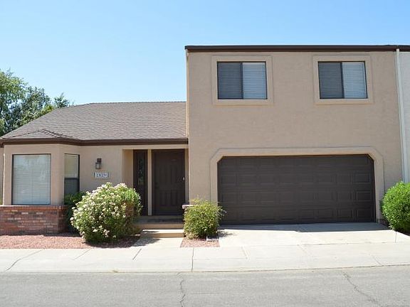 2nd image of 2529 E Paradise Dr