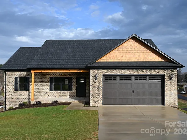 4916 Southview Dr, Hickory, NC 28602
