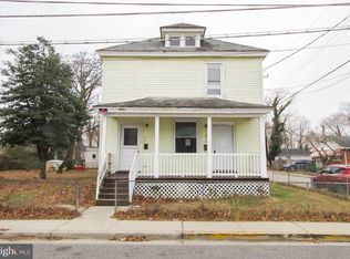 1102 Spruce St, Paulsboro, NJ 08066