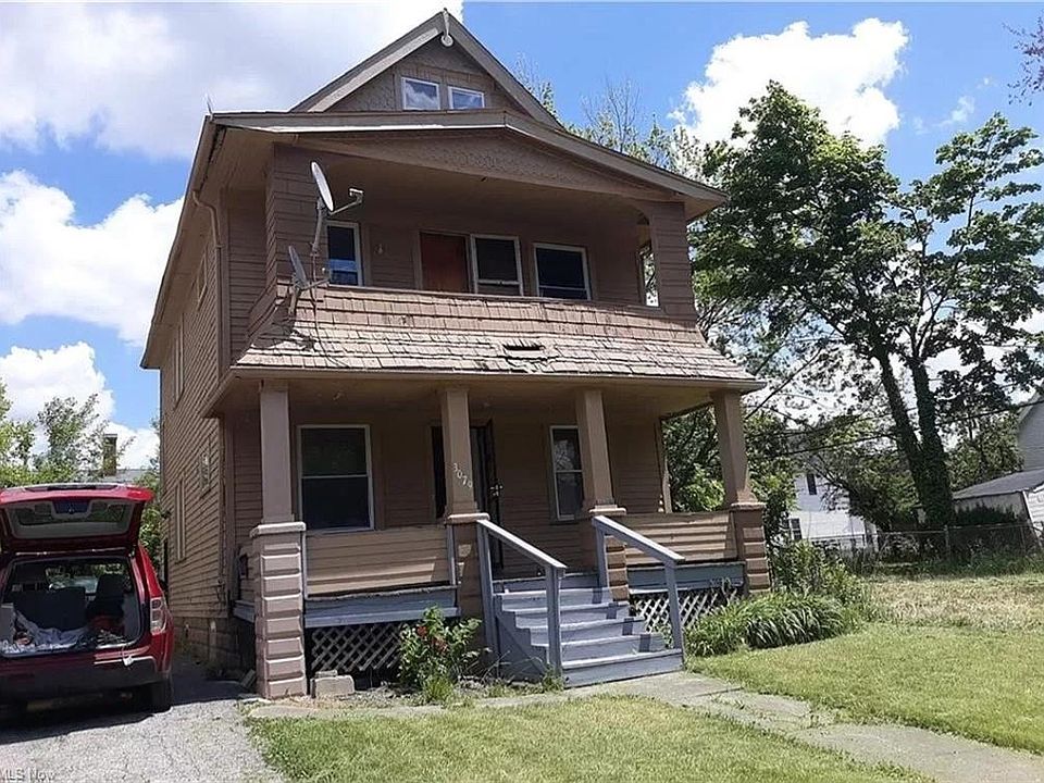 1st image of 3079 E 130th St #Up