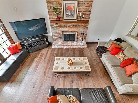 4th image of 10066 Oakridge Dr