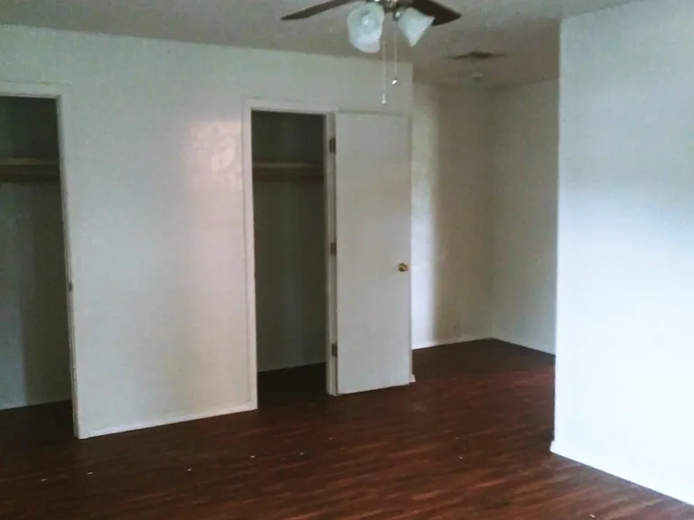 1501 NW Williams Ave — Photo 4