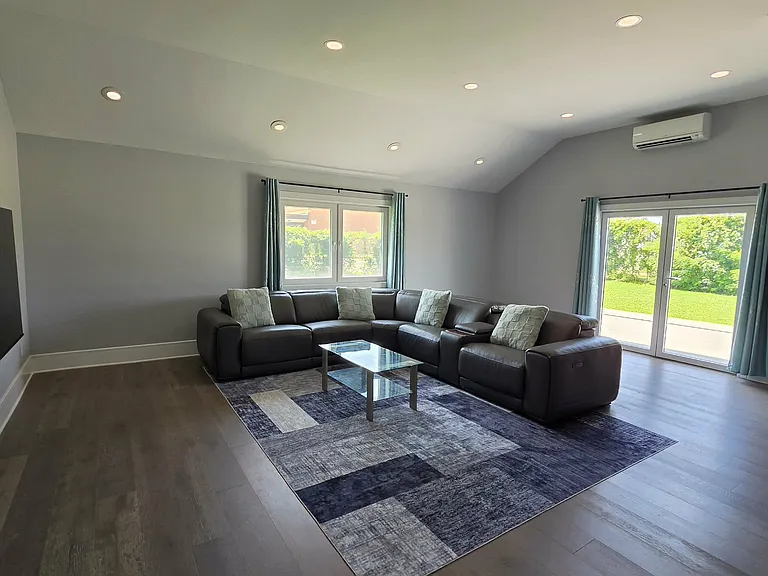 220 S Alleghany Ave #1 — Photo 1