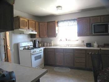 5th image of 1003 W Fesler St