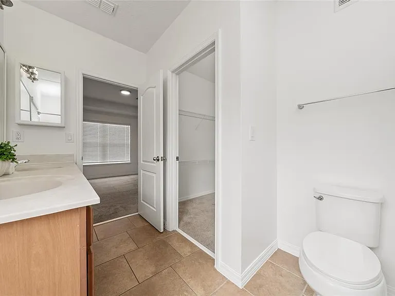 2148 Betsy Ross Ln #2148 — Photo 21