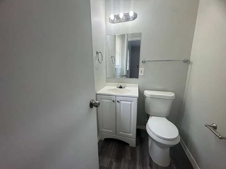 204 W Garden Dr — Photo 14
