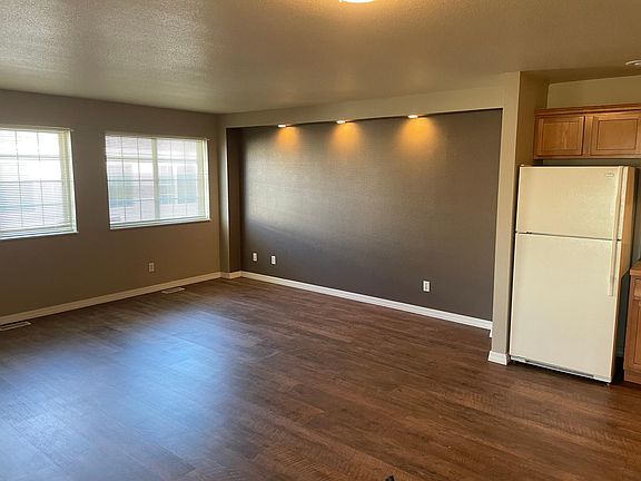 3rd image of 4104 3rd Ave N #4104