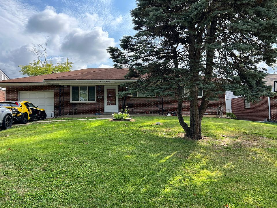 1st image of 1932 Mashie Dr
