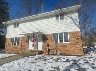 420 S Summit St #420, Whitewater, WI 53190