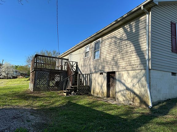 4th image of 55 Blanton Subdivision Rd