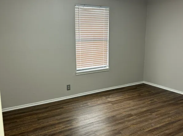 316 E Kirby, Quinlan, TX 75474