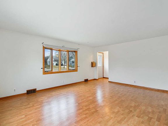 3rd image of 3522 N 82nd St