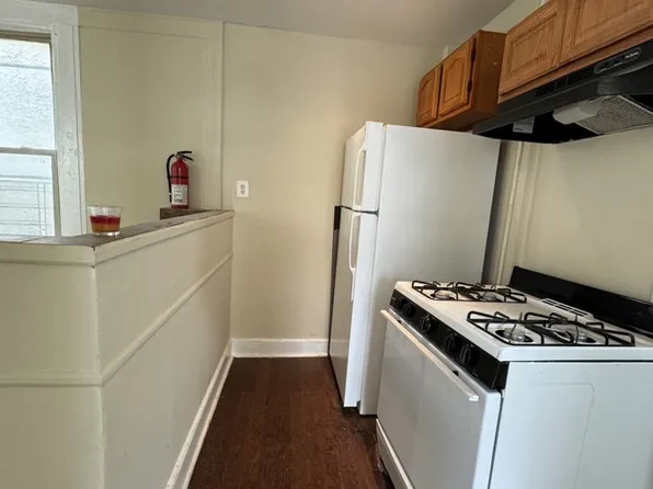 60 Wilkinson Avenue image 1 of 6