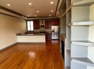 1322 Kenyon St NW APT 4, Washington, DC 20010