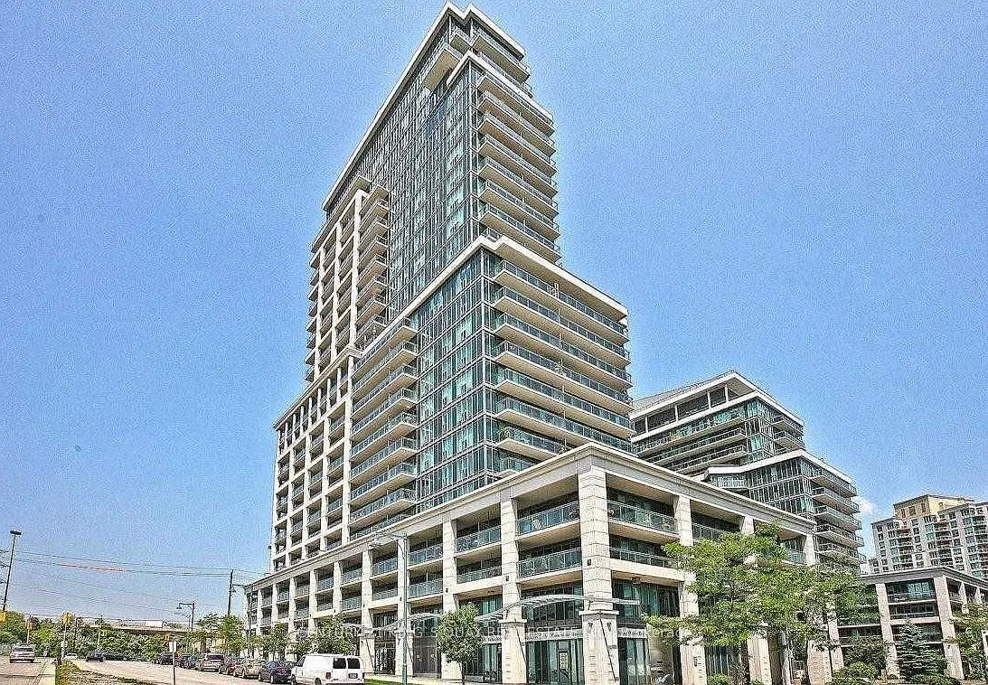 3 bed, $4,175 — Photo 1