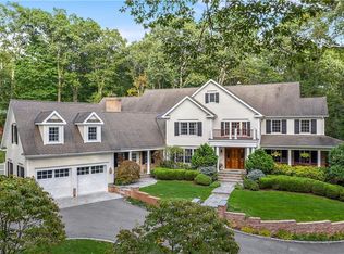 4 High Point Cir, Chappaqua, NY 10514