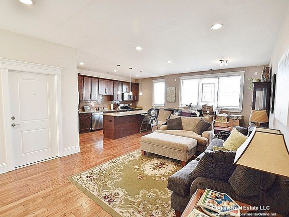 2nd image of 2827 W Belden Ave APT 4A