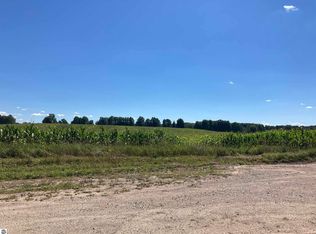 Gleaner Hall Rd, Kingsley, MI 49649