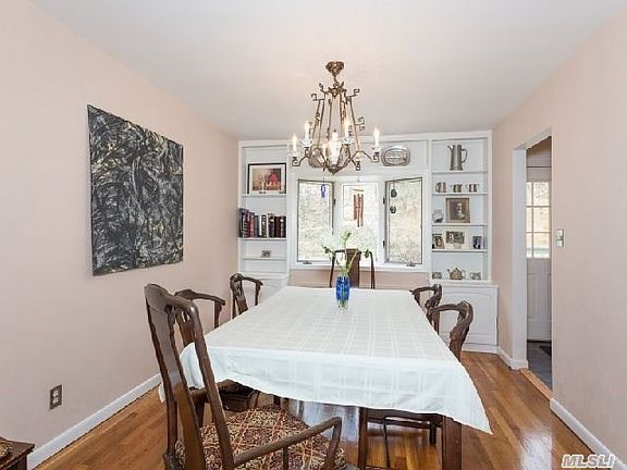 4th image of 42 Scudders Ln