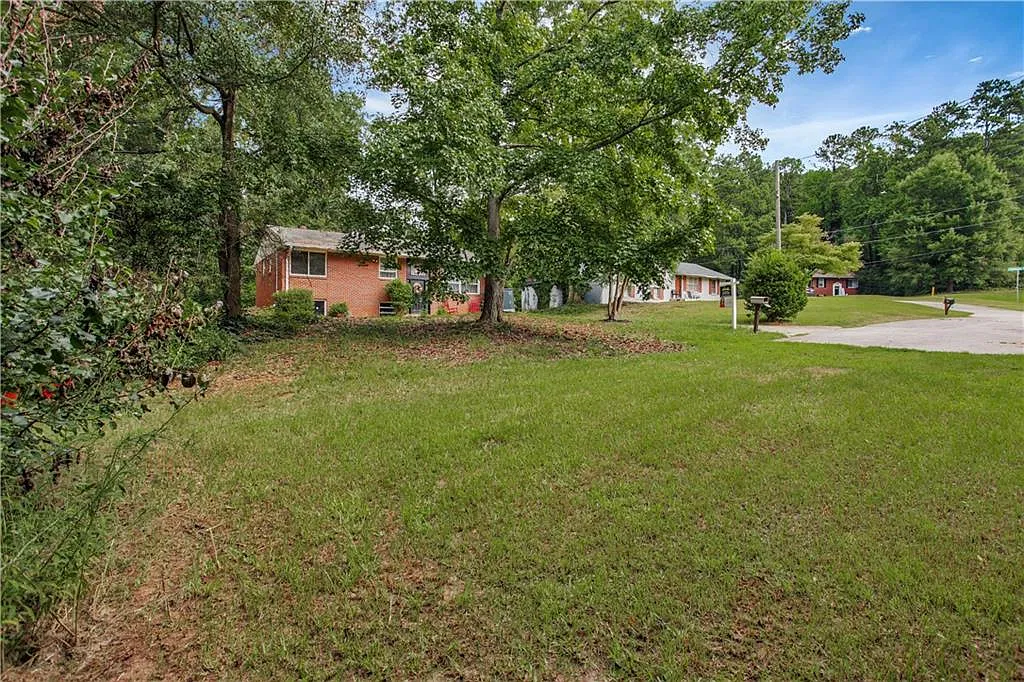 6 bed, 3.0 bath, 1678 sqft, $2,800 — Photo 4