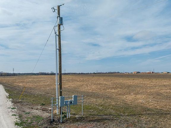 5th image of 709 County Road 333