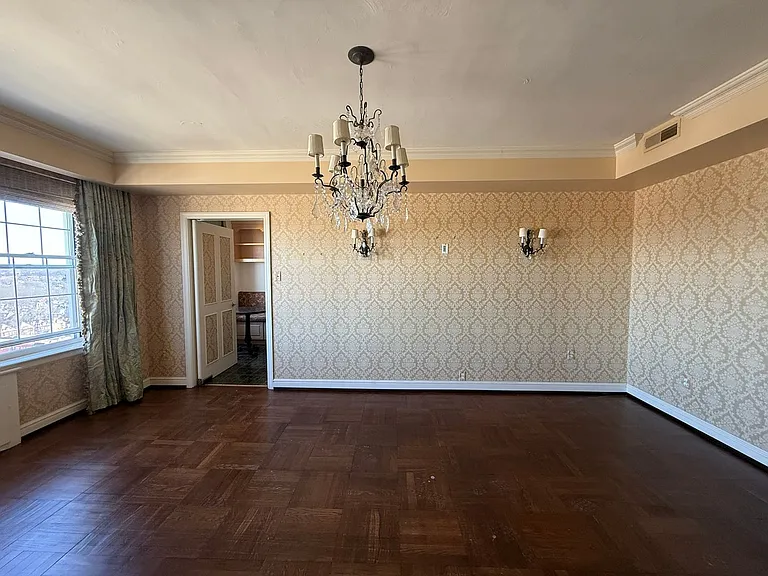 The Royal York Apartments — Photo 88