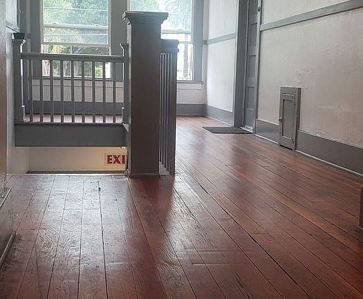 4th image of 2845 San Marino St #10303930