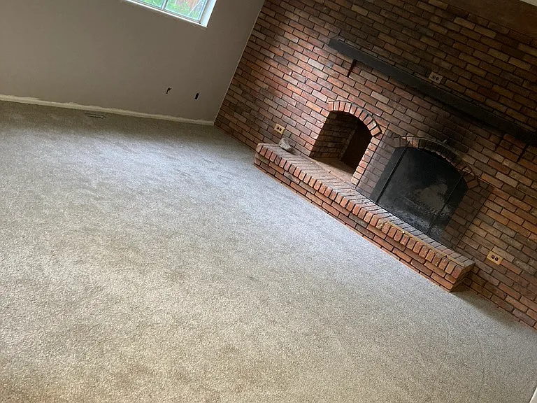 1213 Skyline Dr — Photo 12