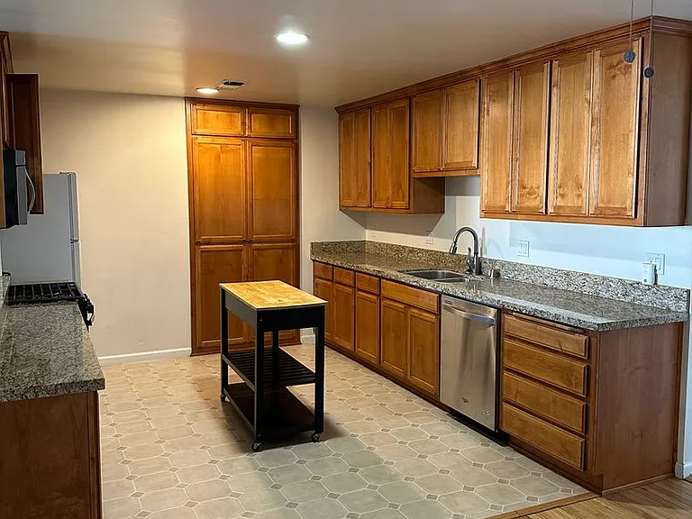 8390 Santa Ynez Ave — Photo 4