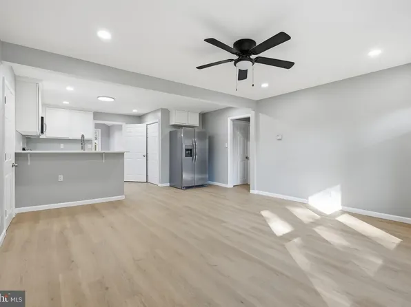 2137 Veale Rd, Wilmington, DE 19810