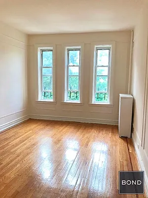 Rented by Bond New York | media 7