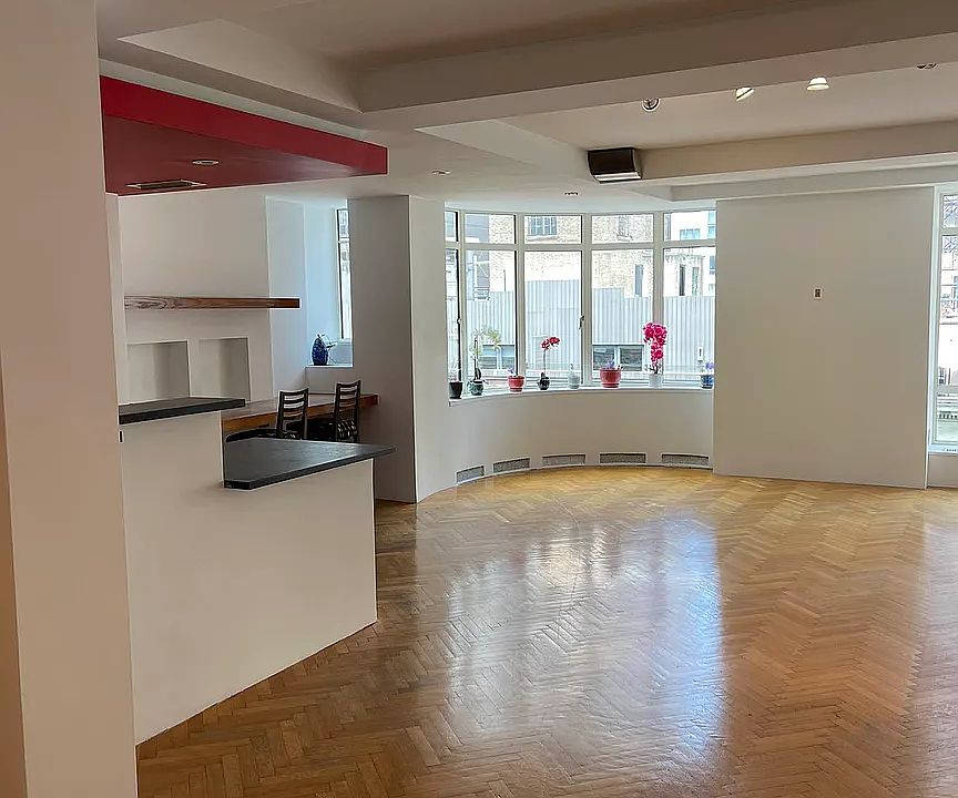 1st image of 17 W 54th St APT 11D