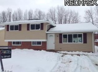 26576 Aaron Dr, Euclid, OH