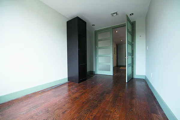 Rented by Brooklyn Group | media 38