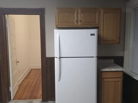3rd image of 14 Portland St #2