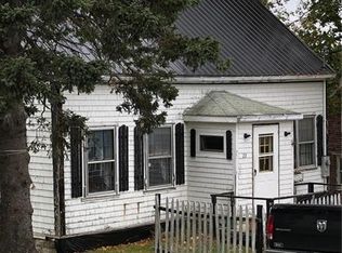 22 High St, Eastport, ME 04631