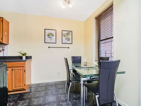 1213 Avenue Z image 15 of 33