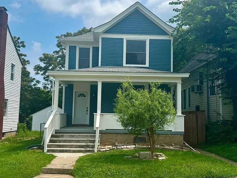 516 Prytania Ave — Photo 1