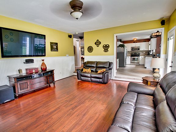 3rd image of 12301 Collinstone Pl