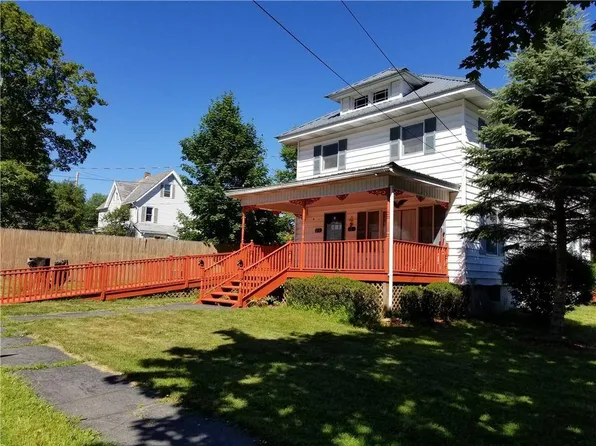 24 Jefferson Ave, Jeffersonville, NY 12748