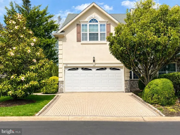 314 Silo Mill Ln, Lansdale, PA 19446