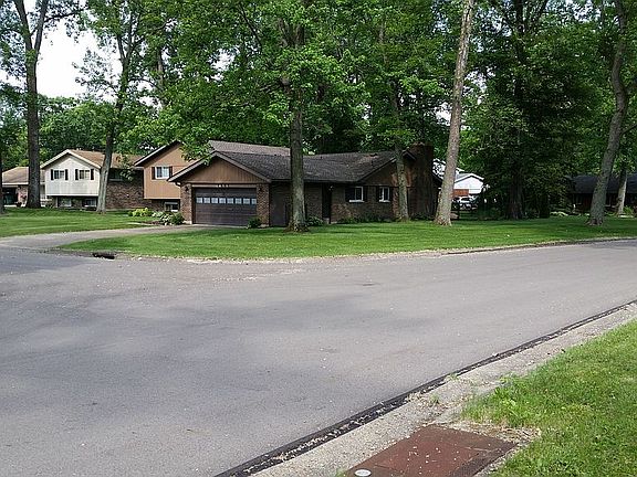 3rd image of 4682 Marcus Cir